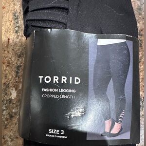 Torrid Black Cropped Fashion Leggings